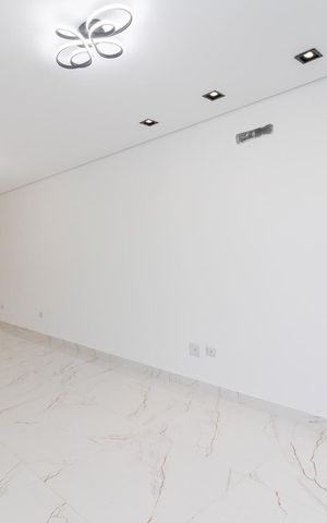 Casa à venda com 200m², 3 quartos e 2 vagasSala
