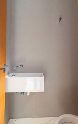 Casa à venda com 200m², 3 quartos e 2 vagasLavabo 01