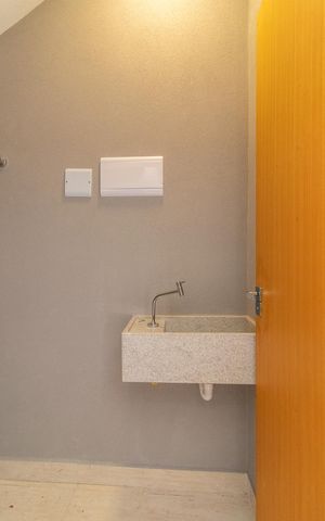 Casa à venda com 200m², 3 quartos e 2 vagasLavabo 02