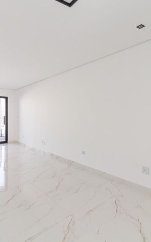 Casa à venda com 200m², 3 quartos e 2 vagasSala
