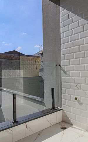 Casa à venda com 200m², 3 quartos e 2 vagasÁrea de Serviço