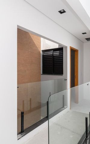 Casa à venda com 200m², 3 quartos e 2 vagasCorredor