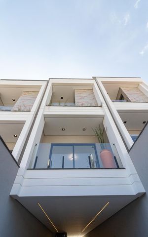 Casa à venda com 200m², 3 quartos e 2 vagasFachada