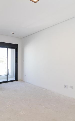 Casa à venda com 200m², 3 quartos e 2 vagasSuíte 3