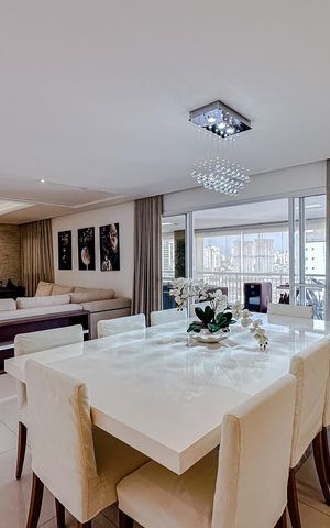 Apartamento à venda com 210m², 3 quartos e 3 vagasSala