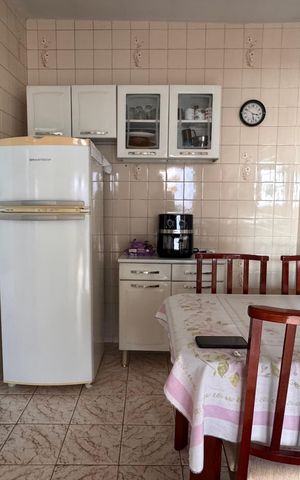 Casa à venda com 300m², 4 quartos e 3 vagas Casa à venda com 300m², 4 quartos e 3 vagasCozinha