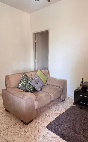 Casa à venda com 300m², 4 quartos e 3 vagas Casa à venda com 300m², 4 quartos e 3 vagasSala