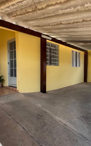 Casa à venda com 300m², 4 quartos e 3 vagas Casa à venda com 300m², 4 quartos e 3 vagasGaragem