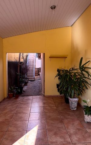 Casa à venda com 300m², 4 quartos e 3 vagas Casa à venda com 300m², 4 quartos e 3 vagasGaragem