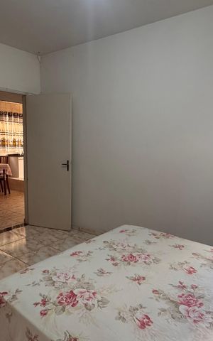 Casa à venda com 300m², 4 quartos e 3 vagas Casa à venda com 300m², 4 quartos e 3 vagasQuarto 2