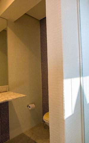 Apartamento para alugar com 183m², 3 quartos e 4 vagas Apartamento para alugar com 183m², 3 quartos e 4 vagasBanheiro social 2