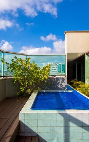 Apartamento para alugar com 183m², 3 quartos e 4 vagas Apartamento para alugar com 183m², 3 quartos e 4 vagasÁrea externa/Piscina