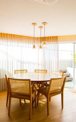 Apartamento para alugar com 183m², 3 quartos e 4 vagas Apartamento para alugar com 183m², 3 quartos e 4 vagasSala de Jantar