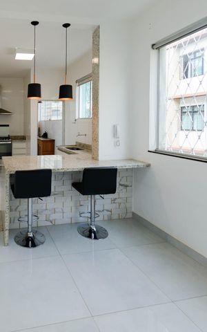 Apartamento para alugar com 127m², 3 quartos e sem vagaSala de jantar