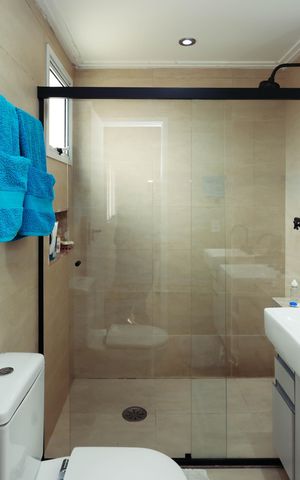 Apartamento à venda com 122m², 3 quartos e 2 vagas Apartamento à venda com 122m², 3 quartos e 2 vagasBanheiro da Suíte 1