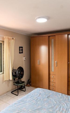 Casa à venda com 209m², 3 quartos e 2 vagas Casa à venda com 209m², 3 quartos e 2 vagasQuarto 3