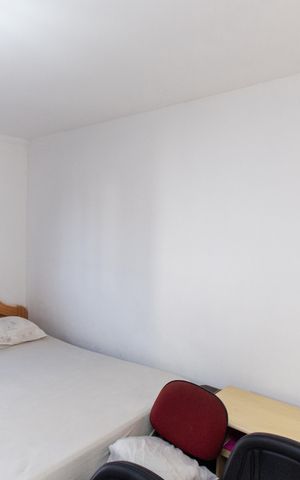 Casa à venda com 209m², 3 quartos e 2 vagas Casa à venda com 209m², 3 quartos e 2 vagasQuarto 1