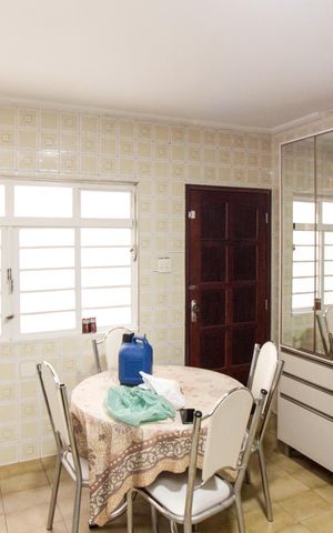 Casa à venda com 209m², 3 quartos e 2 vagas Casa à venda com 209m², 3 quartos e 2 vagasCozinha