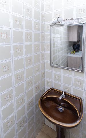 Casa à venda com 209m², 3 quartos e 2 vagas Casa à venda com 209m², 3 quartos e 2 vagasBanheiro