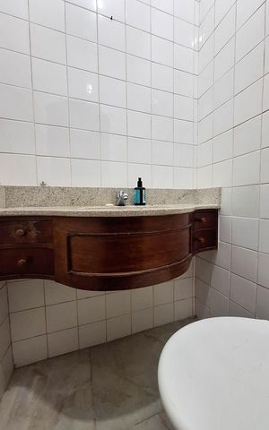 Casa de condomínio à venda com 400m², 7 quartos e 3 vagas Casa de condomínio à venda com 400m², 7 quartos e 3 vagasLavabo