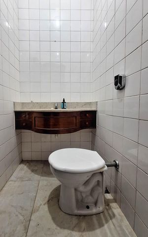 Casa de condomínio à venda com 400m², 7 quartos e 3 vagas Casa de condomínio à venda com 400m², 7 quartos e 3 vagasLavabo