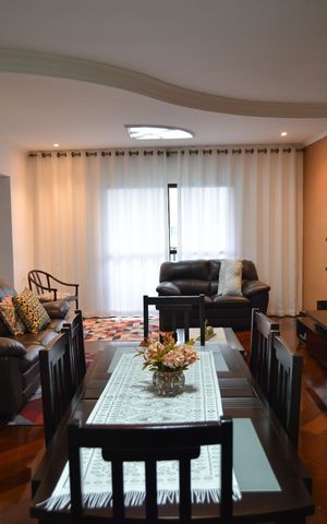Apartamento à venda com 103m², 3 quartos e 2 vagasSala