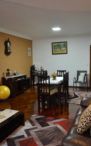 Apartamento à venda com 103m², 3 quartos e 2 vagasSala