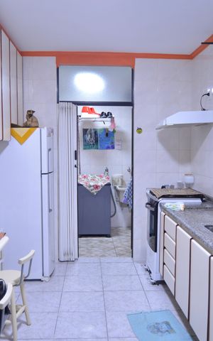 Apartamento à venda com 103m², 3 quartos e 2 vagasCozinha
