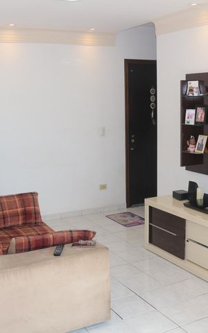 Apartamento à venda com 84m², 3 quartos e 1 vagaSala