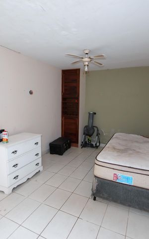 Casa para alugar com 120m², 2 quartos e 1 vaga Casa para alugar com 120m², 2 quartos e 1 vagaSala de TV