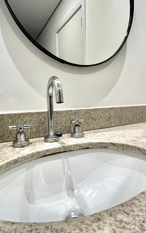 Studio à venda com 27m², 1 quarto e sem vaga Studio à venda com 27m², 1 quarto e sem vagaBanheiro