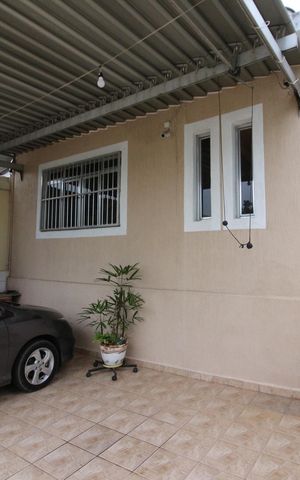 Casa à venda com 111m², 3 quartos e 6 vagasGaragem