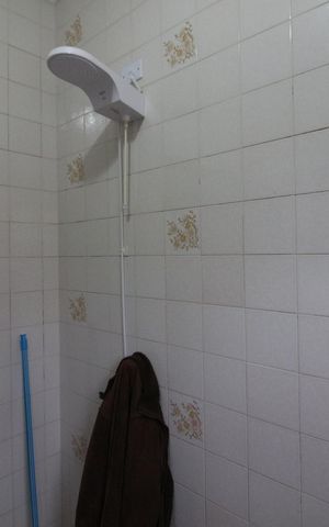 Casa à venda com 111m², 3 quartos e 6 vagasBanheiro 1