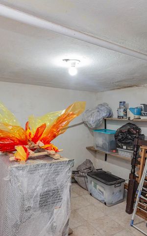 Casa à venda com 65m², 2 quartos e 1 vagaGaragem