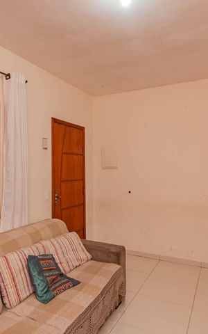 Casa à venda com 65m², 2 quartos e 1 vagaSala
