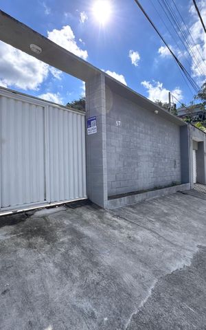 Casa de condomínio para alugar com 30m², 1 quarto e 1 vaga Casa de condomínio para alugar com 30m², 1 quarto e 1 vagaFahada