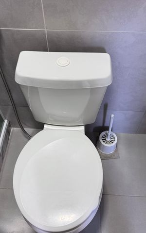 Casa de condomínio para alugar com 30m², 1 quarto e 1 vaga Casa de condomínio para alugar com 30m², 1 quarto e 1 vagaBanheiro Social