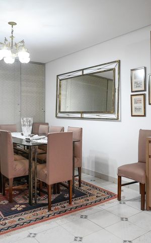Casa à venda com 250m², 3 quartos e 2 vagas Casa à venda com 250m², 3 quartos e 2 vagasSala de Jantar