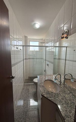 Apartamento à venda com 95m², 3 quartos e 2 vagas Apartamento à venda com 95m², 3 quartos e 2 vagasBanheiro social