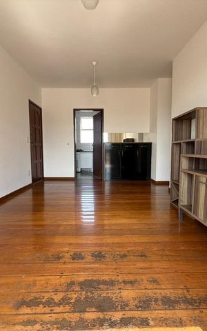 Apartamento à venda com 95m², 3 quartos e 2 vagas Apartamento à venda com 95m², 3 quartos e 2 vagasSala