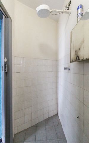 Casa à venda com 207m², 2 quartos e 3 vagasBanheiro de serviço