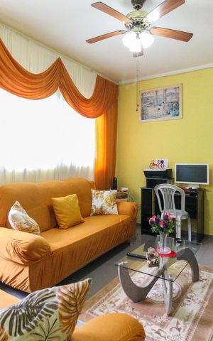 Casa à venda com 207m², 2 quartos e 3 vagasSala