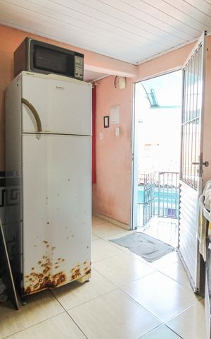 Casa à venda com 207m², 2 quartos e 3 vagasCozinha Edícula