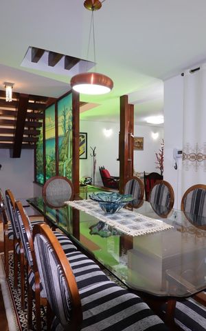 Casa à venda com 328m², 4 quartos e 4 vagasSala de Jantar
