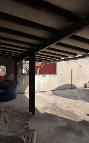 Casa à venda com 328m², 4 quartos e 4 vagasTerraço