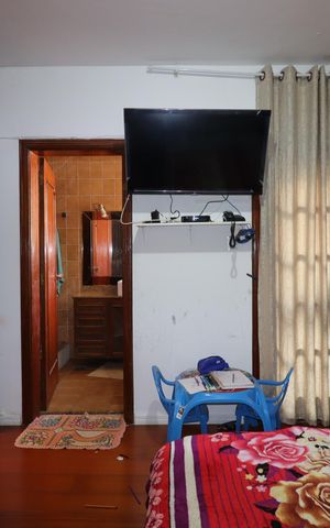 Casa à venda com 328m², 4 quartos e 4 vagasSuíte 3