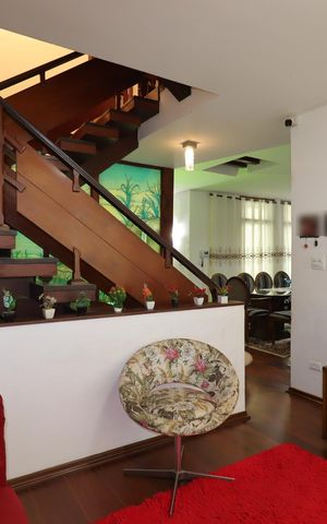 Casa à venda com 328m², 4 quartos e 4 vagasSala de TV 2