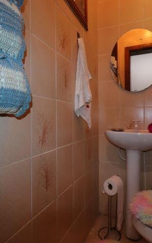 Casa à venda com 328m², 4 quartos e 4 vagasLavabo