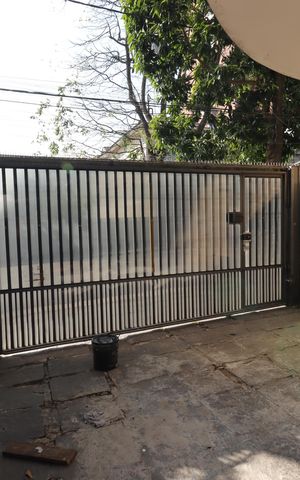 Casa à venda com 328m², 4 quartos e 4 vagasEntrada da Garagem