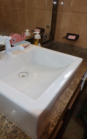 Casa à venda com 328m², 4 quartos e 4 vagasBanheiro da Suíte 3
